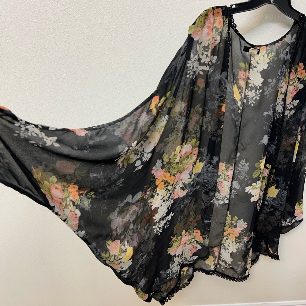 Kimono Dolman Sleeves Floral Sheer Black Cardigan Small to 3X - Picture 3 of 6